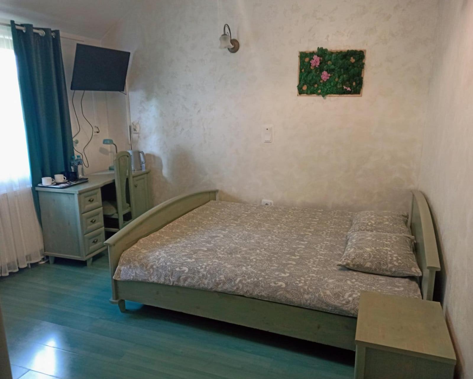 Homies Inn Celiny  ภายนอก รูปภาพ